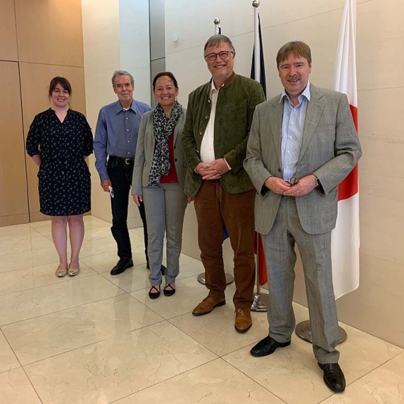 We're Smart at the Belgian Embassy in Tokyo